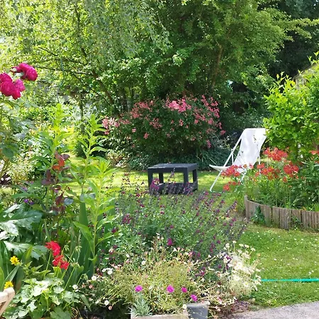 Le Champ Du Petit Bois Panzió